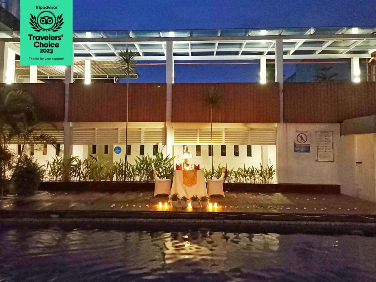 Dafam Hotel Cilacap Exterior photo